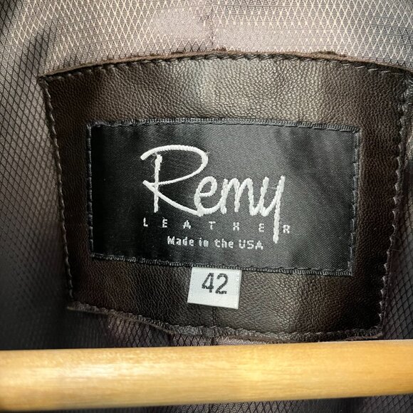 Remy Leather bomber Jacket- Color- Chocolate. Size 42 - Picture 5 of 7